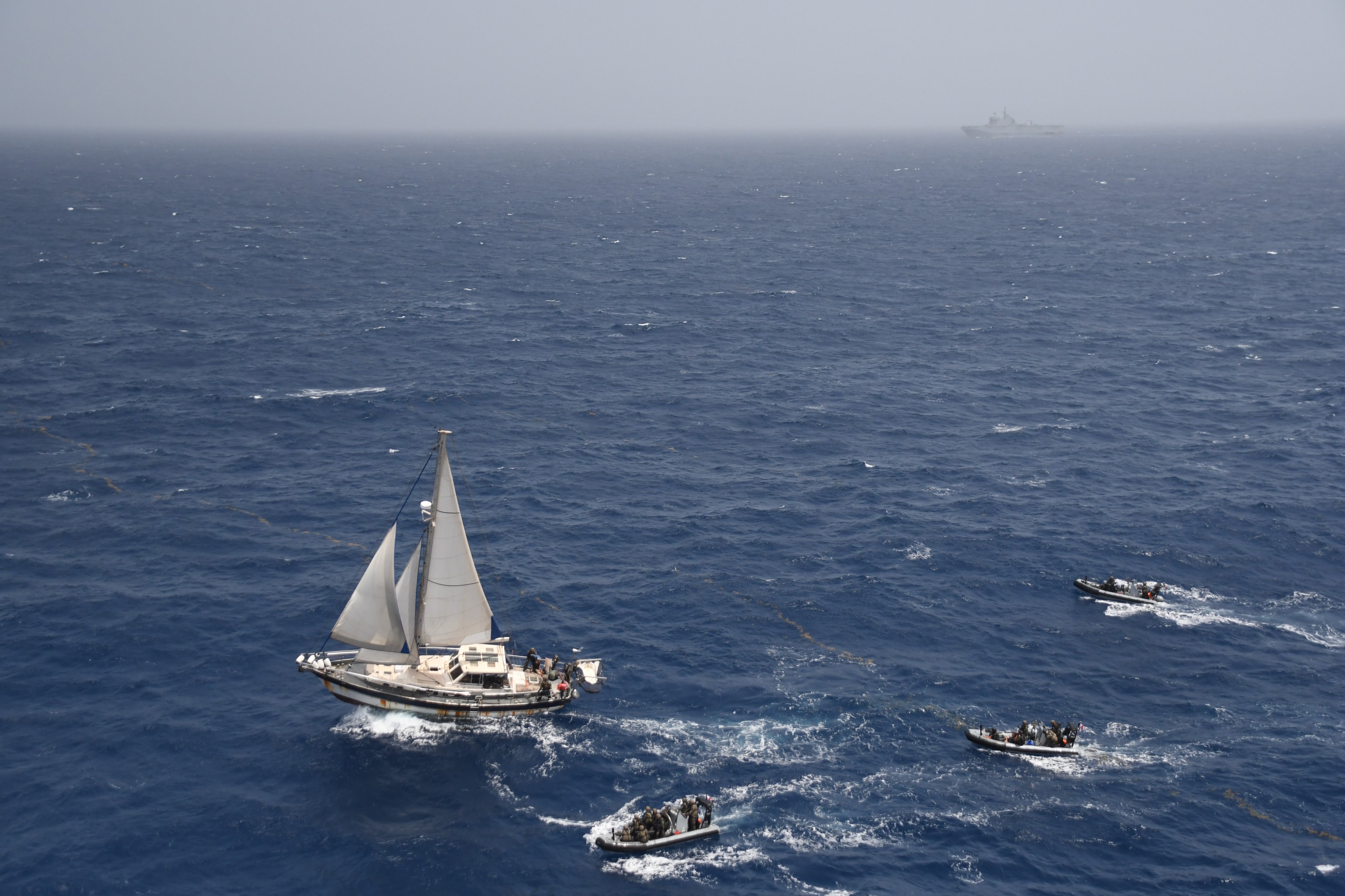 Saisie de drogue à bord d'un voilier dans le golfe de Guinée