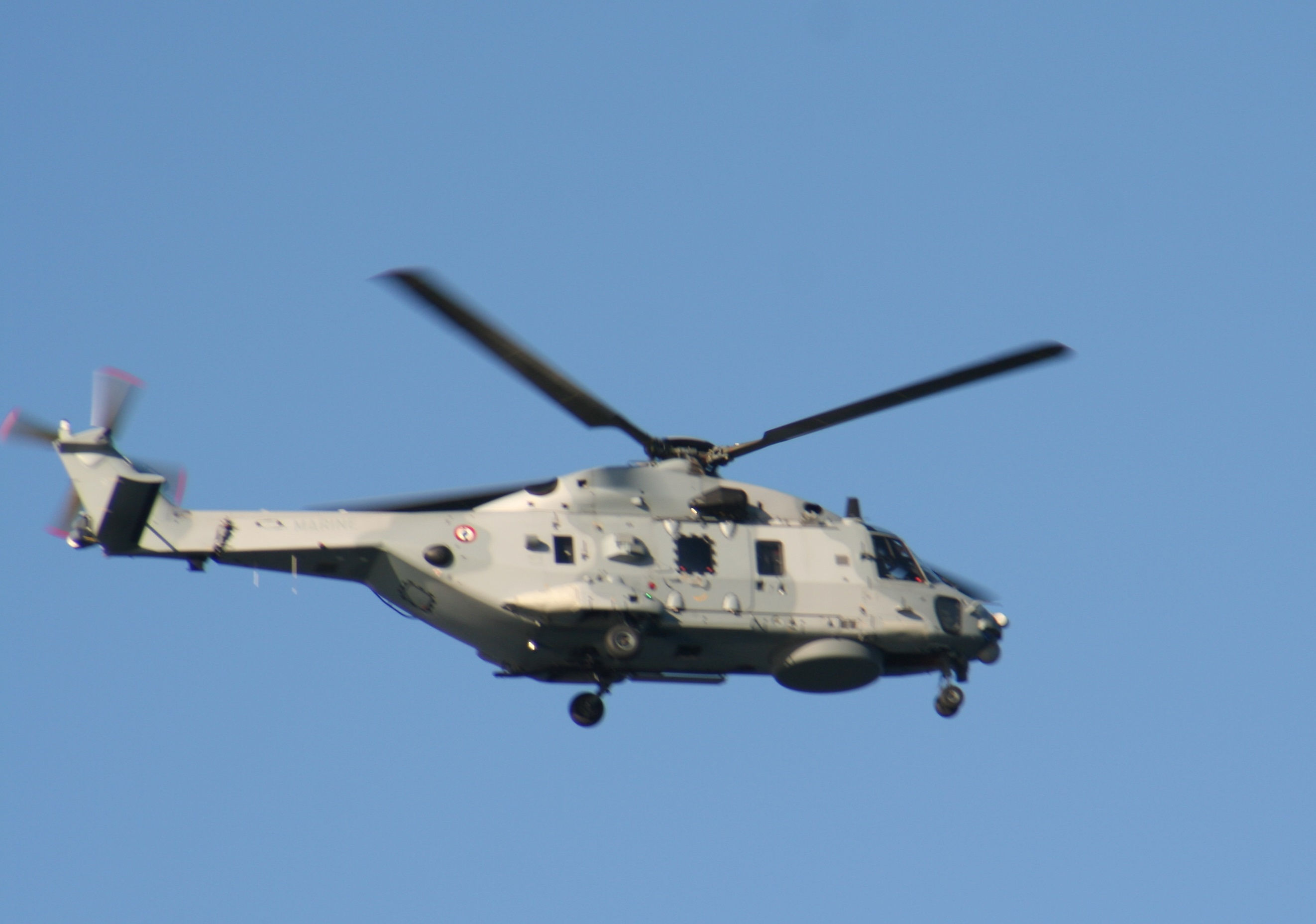 Hélicoptère NH-90