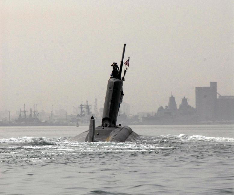 L'USS Hartford arrive à Bahreïn