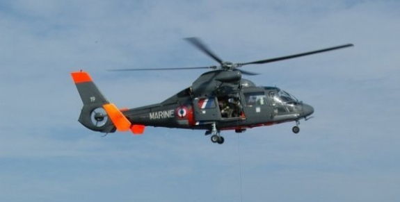 Un hélicoptère Dauphin