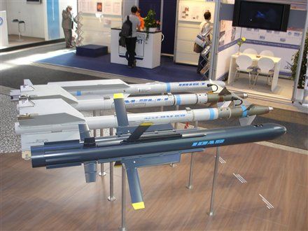 Le missile IDAS est de la même taille que le AIM-9L Sidewinder