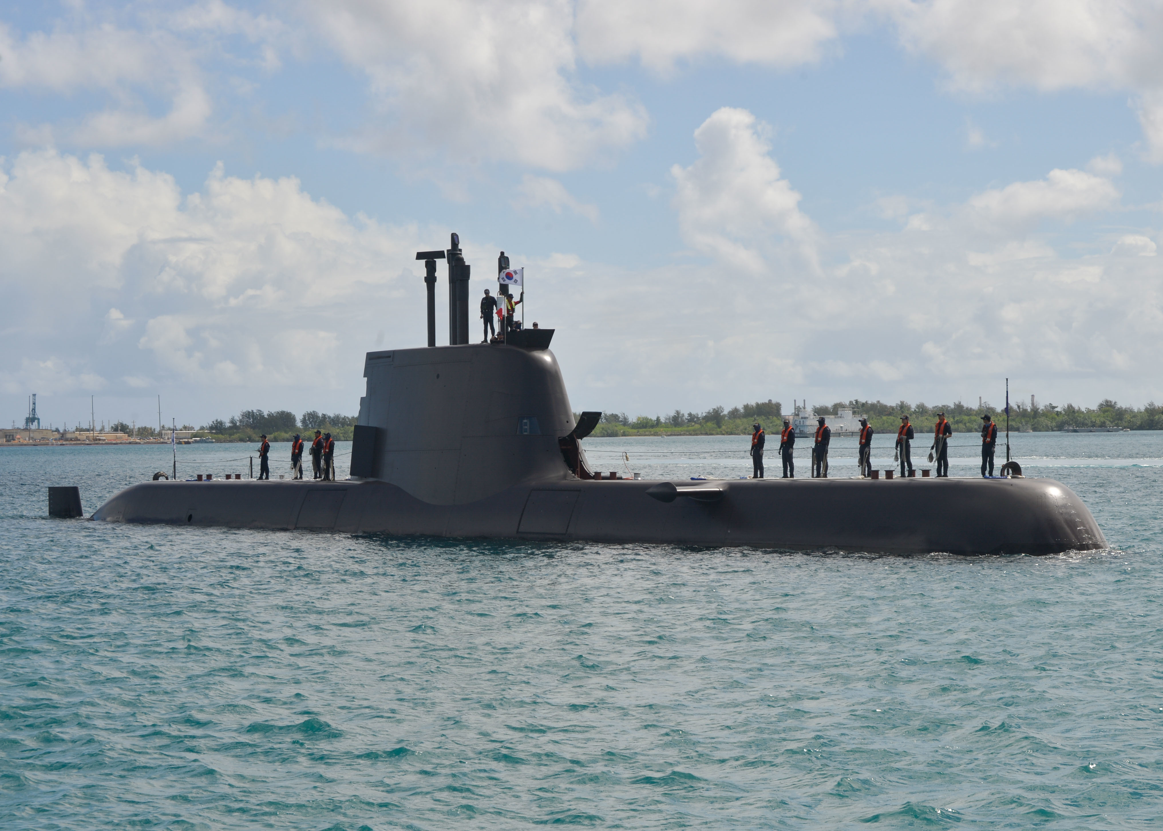 Le sous-marin sud-coréen ROKS Yun Bonggil à Guam