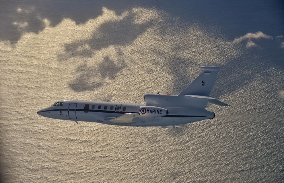 Un avion Falcon 50 de la marine nationale