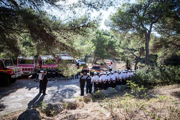 Le bataillon des marins-pompiers de Marseille commémore la mort en service de 2 des siens