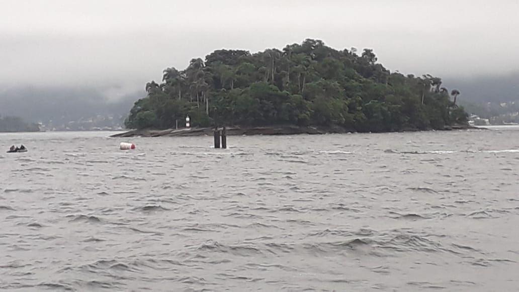 Plongée statique du sous-marin brésilien Riachuelo