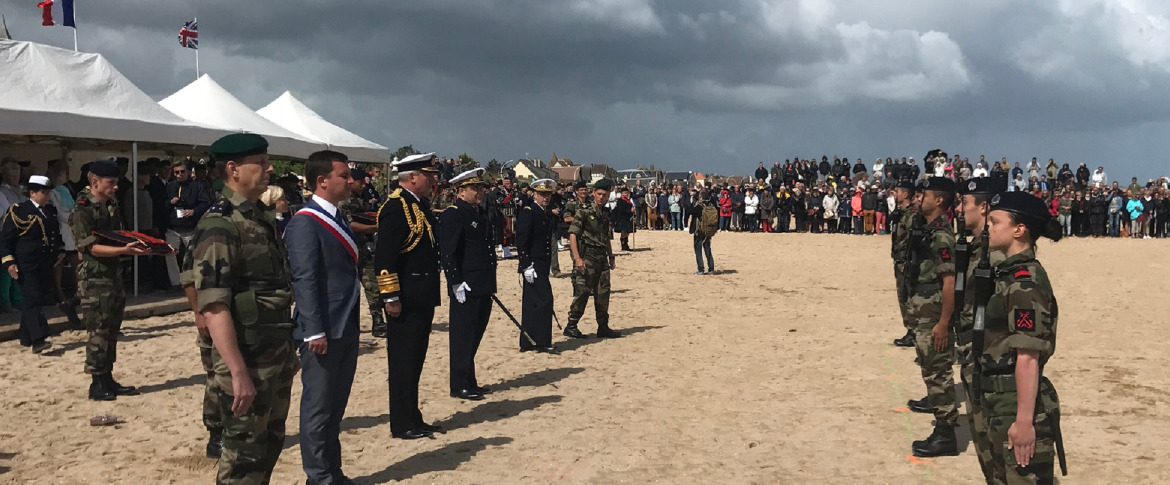 Les CEMM français et britannique commémorent le 73e anniversaire du débarquement