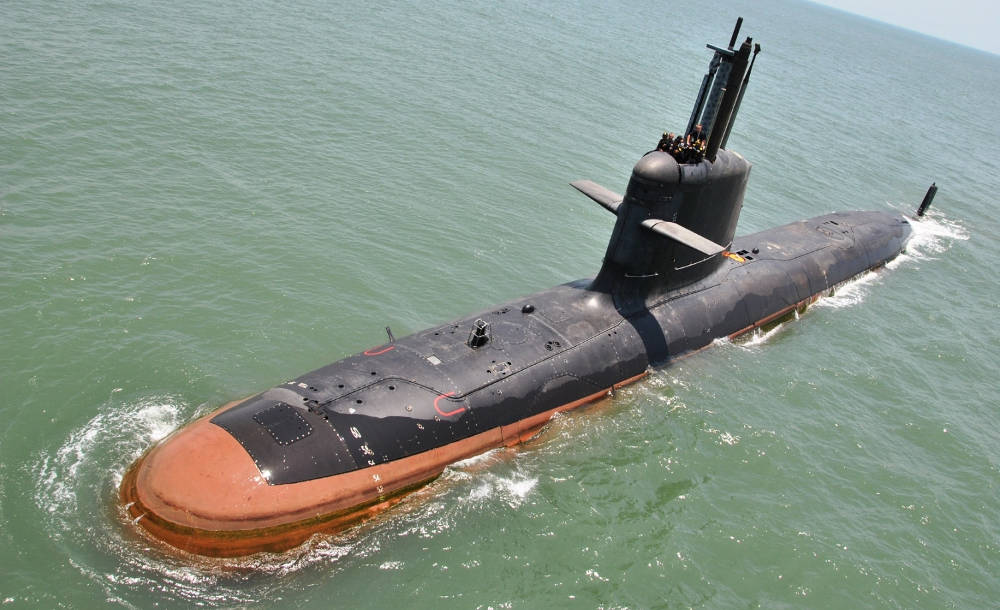 Armée Indienne  - Page 14 Indias-second-scorpene-submarine-ready-for-launch