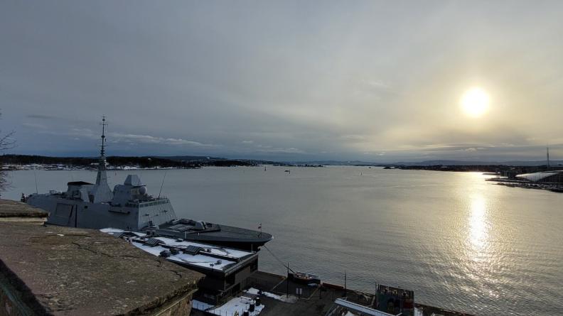 La frégate Aquitaine dans le port d'Oslo