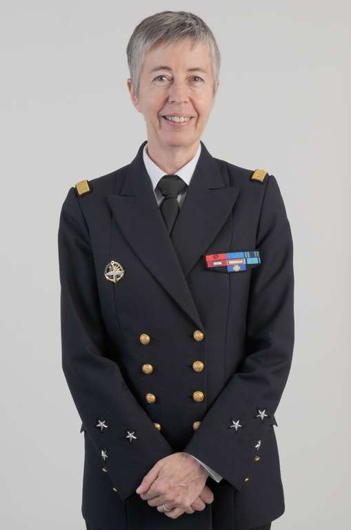 Le vice-amiral Anne Cullerre
