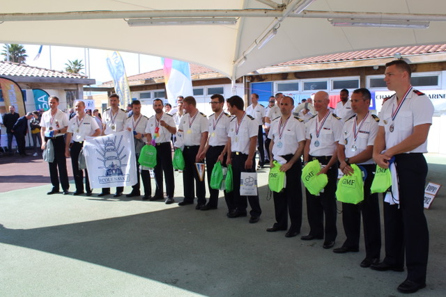 Présentation de l'équipe de voile de l’École navale aux championnats marine de voile