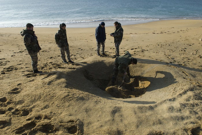 Destruction dâ€™une bombe datant de la seconde guerre mondiale sur la plage dâ€™Erdeven