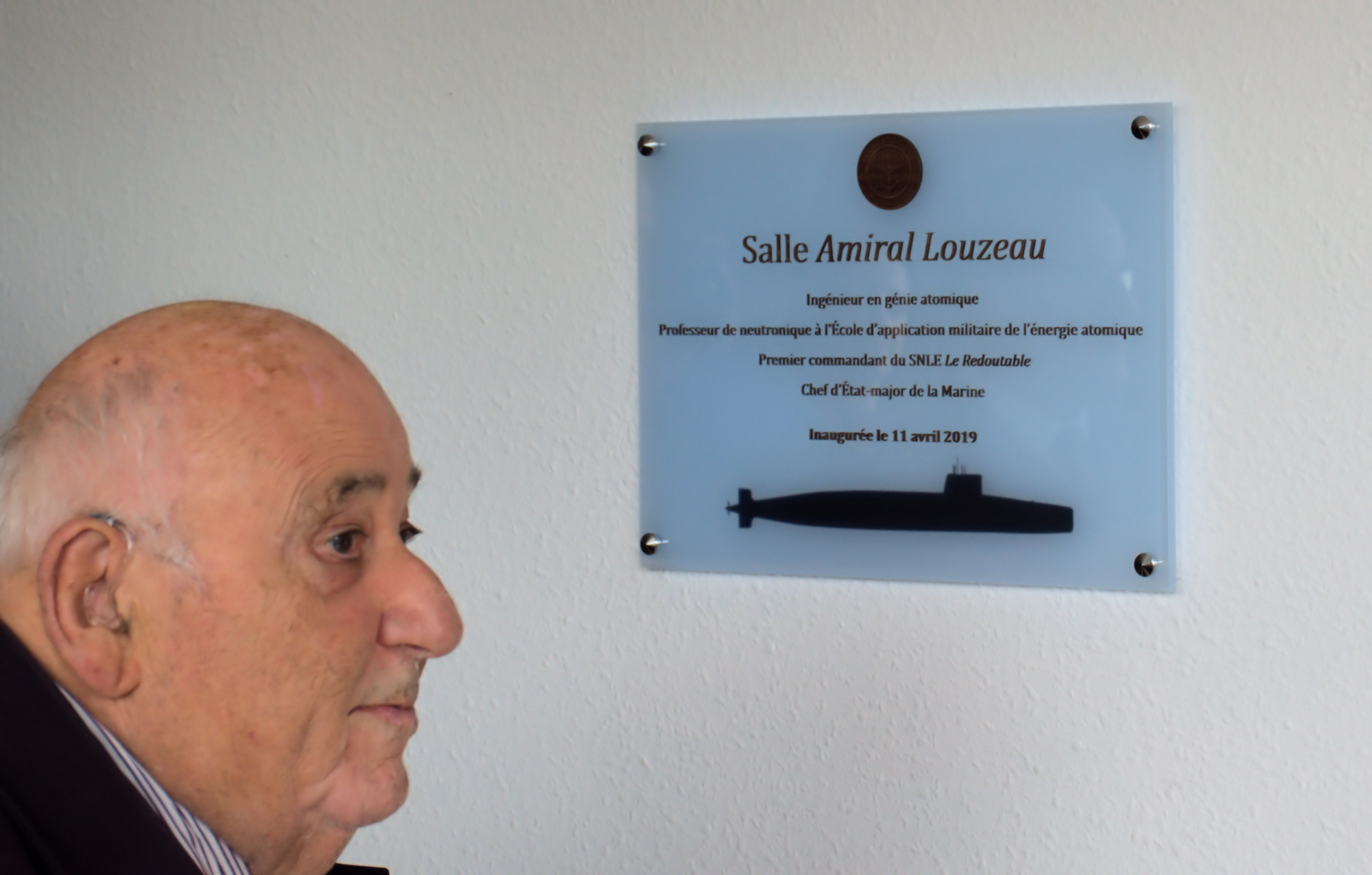 L'amiral Louzeau, 1er commandant du SNLE Le Redoutable, inaugure une salle à son nom à l’EAMEA