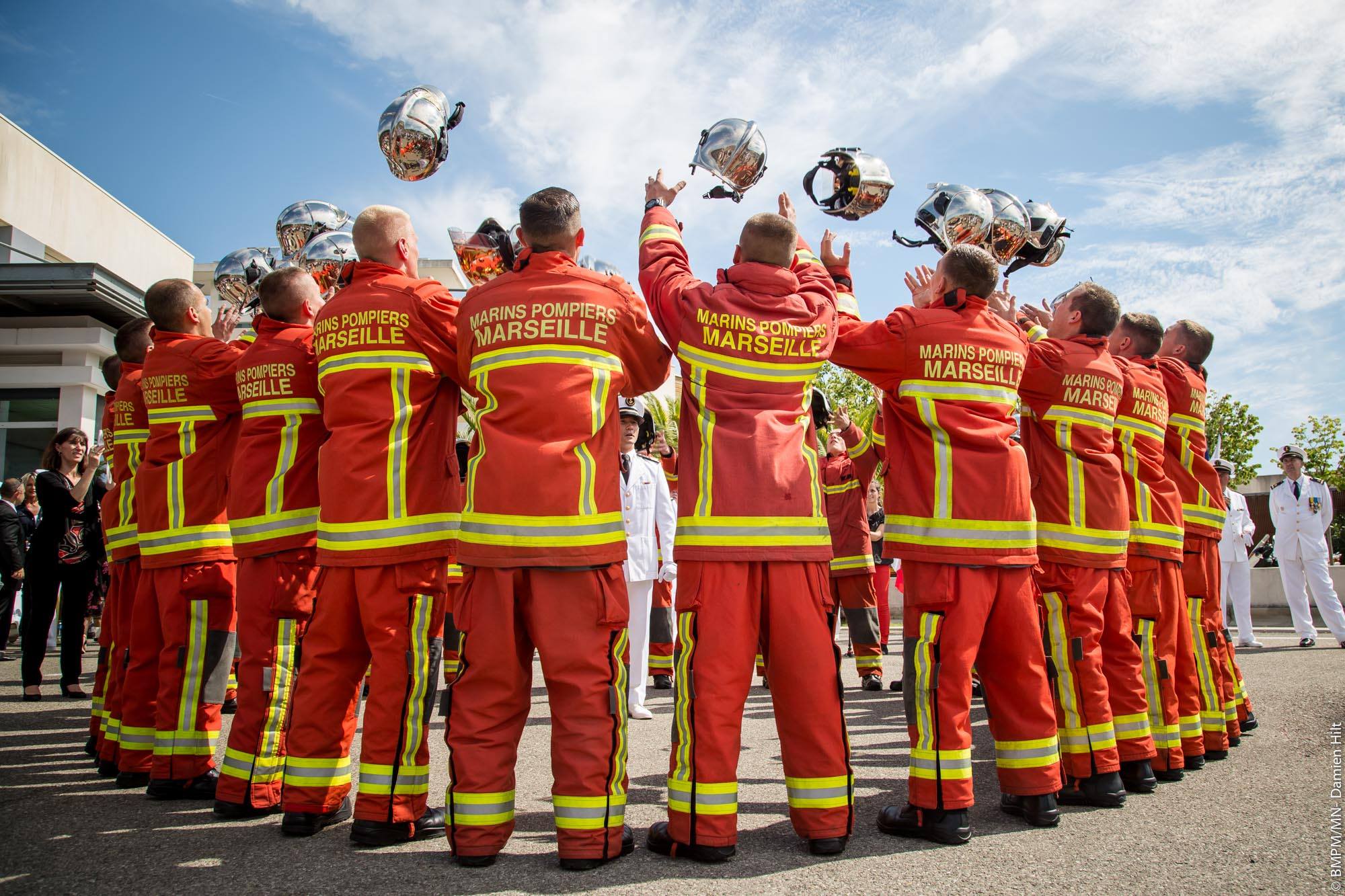 Remise de casques à l’Ecole des marins-pompiers de Marseille