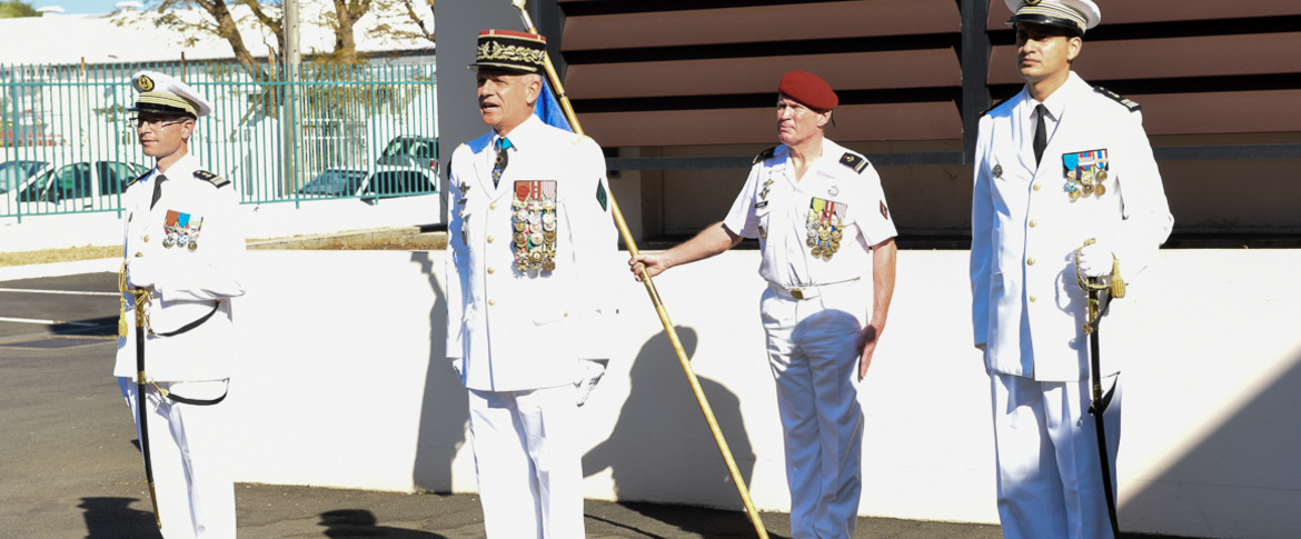 Le capitaine de vaisseau Géraud Cazenave, nouveau commandant de la base navale Port des Galets