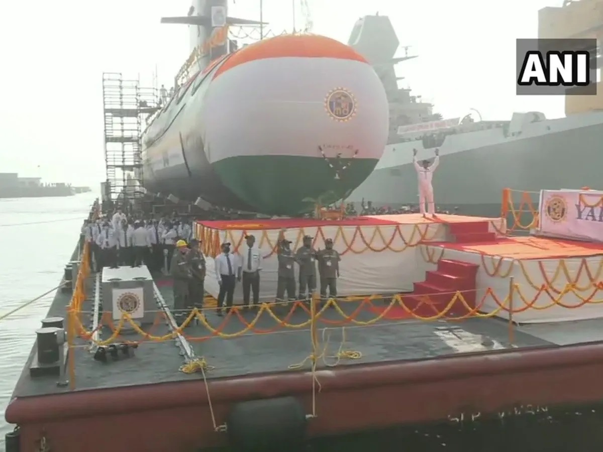Lancement du sous-marin Vagir de la marine indienne