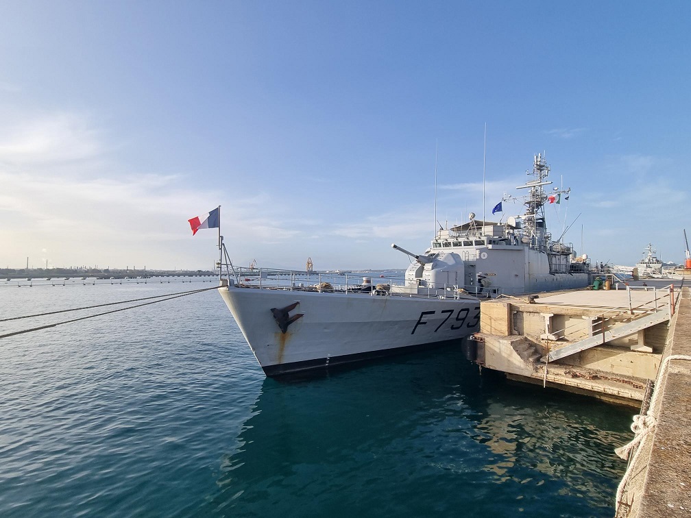 Le patrouilleur Commandant Blaison en escale à Augusta (Sicile)