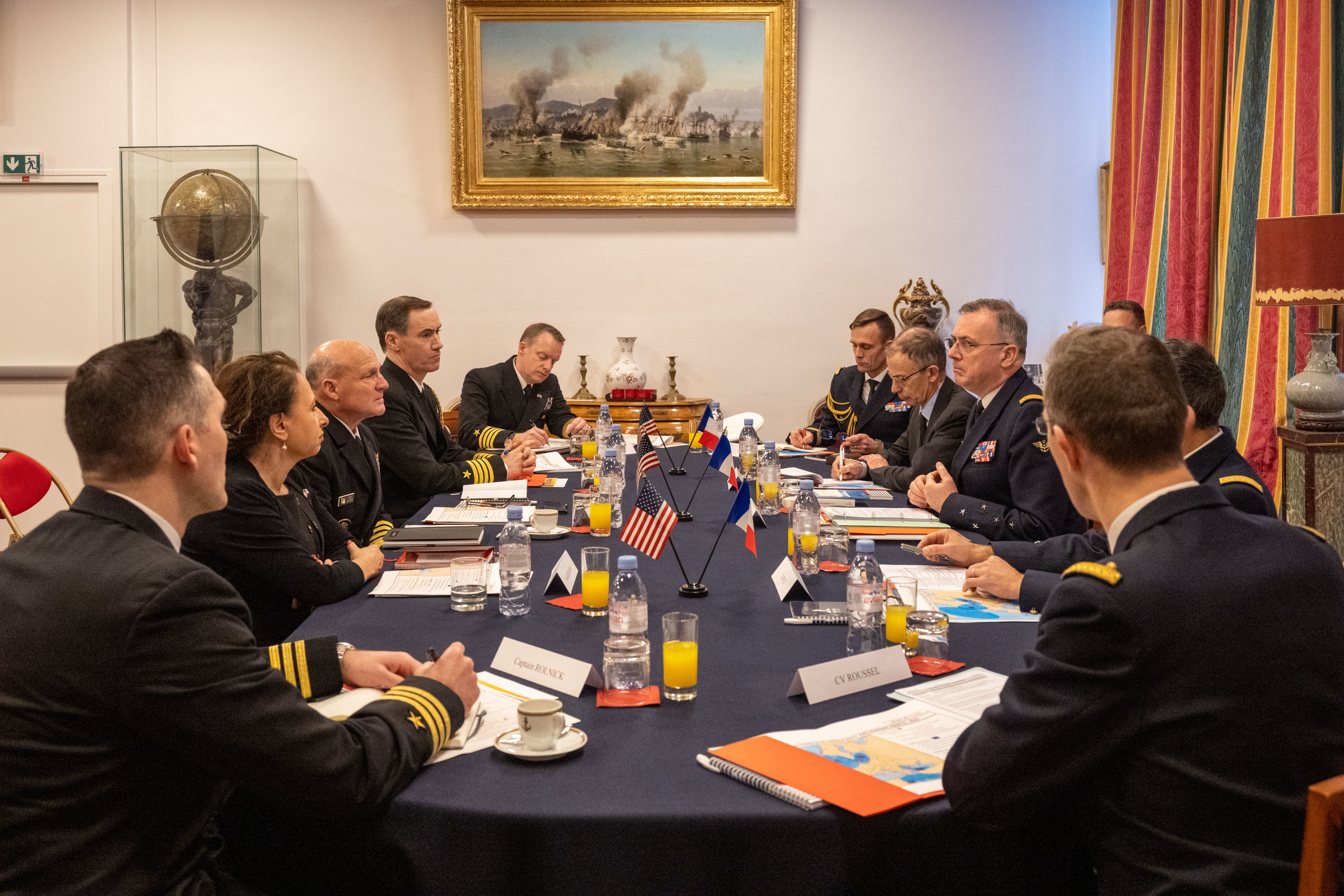 Rencontre entre le chef d'état-major de la marine nationale et le chef des opérations navales de l'US Navy