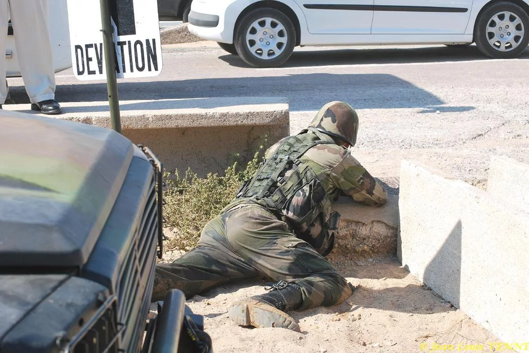 Les fantassins se dispersent