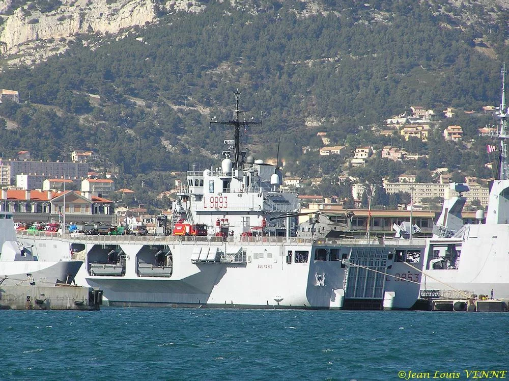 Le San Marco Ã  quai Ã  Toulon