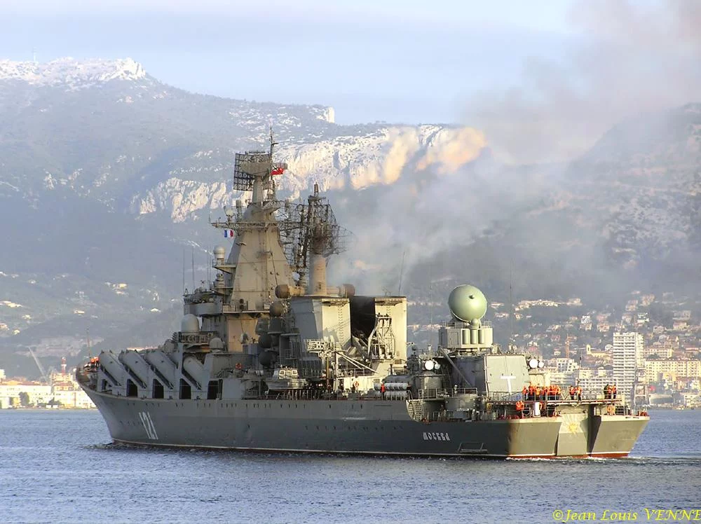 Arrivée Ã  toulon du croiseur Russe Moskva