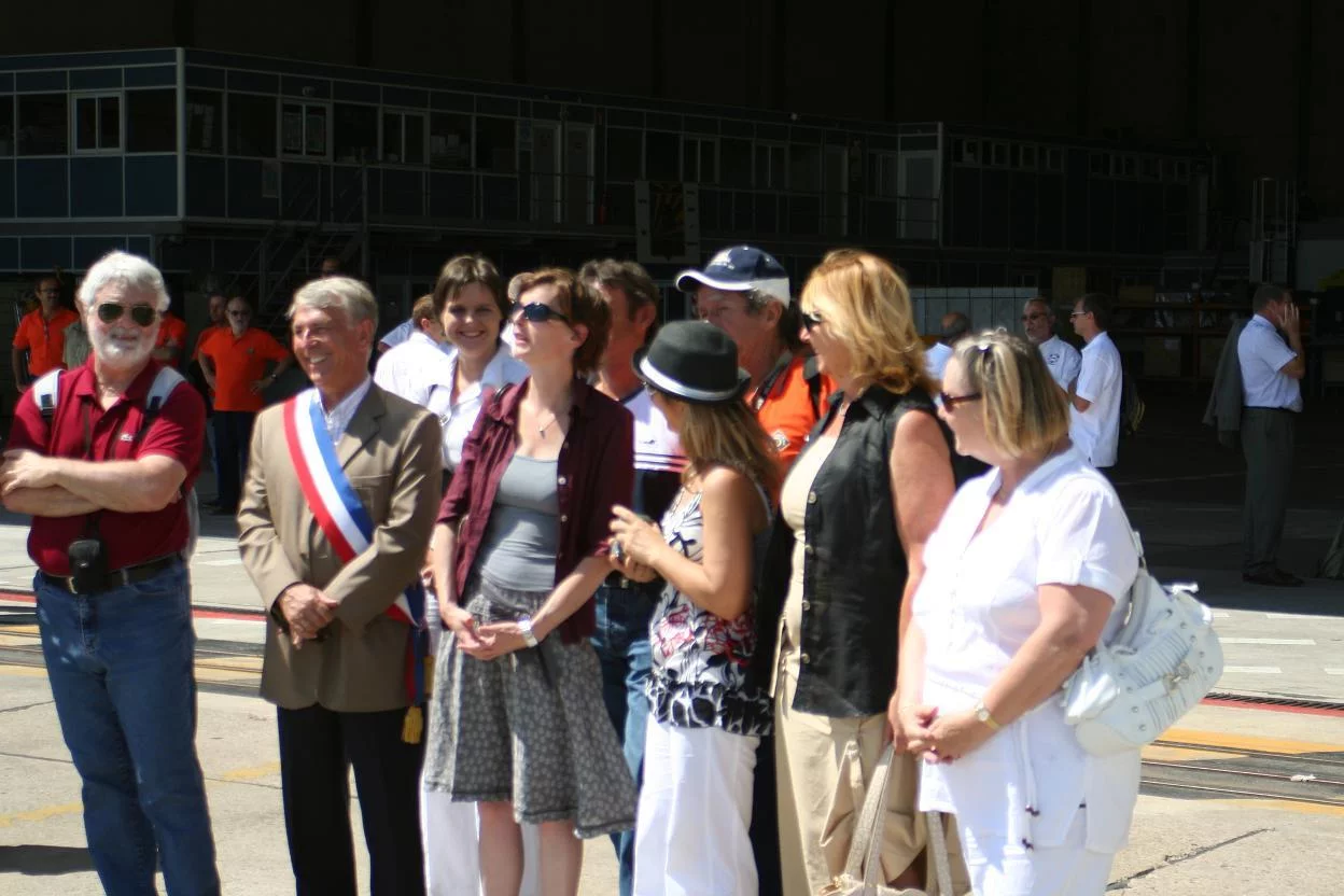 Le maire du Beausset et son conseil municipal