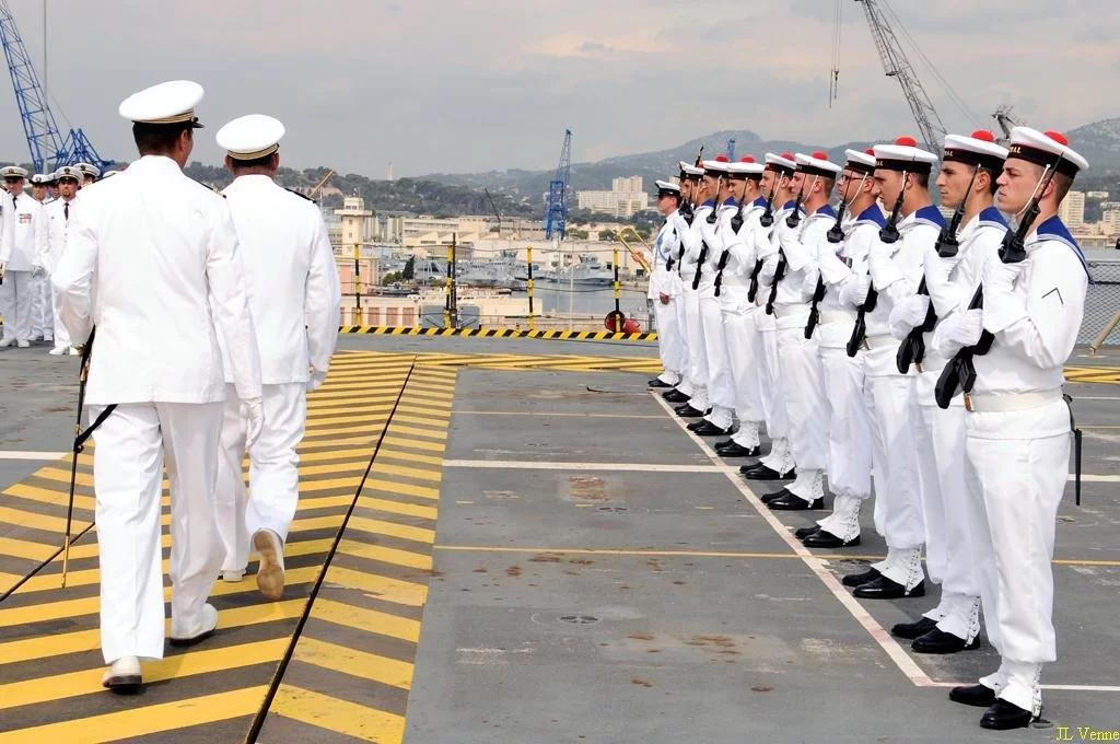 Prise de commandement du BPC Mistral