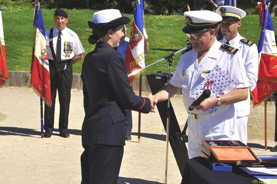 Les stagiaires de la préparation militaire marine de La Seyne-sur-mer reçoivent leur brevet