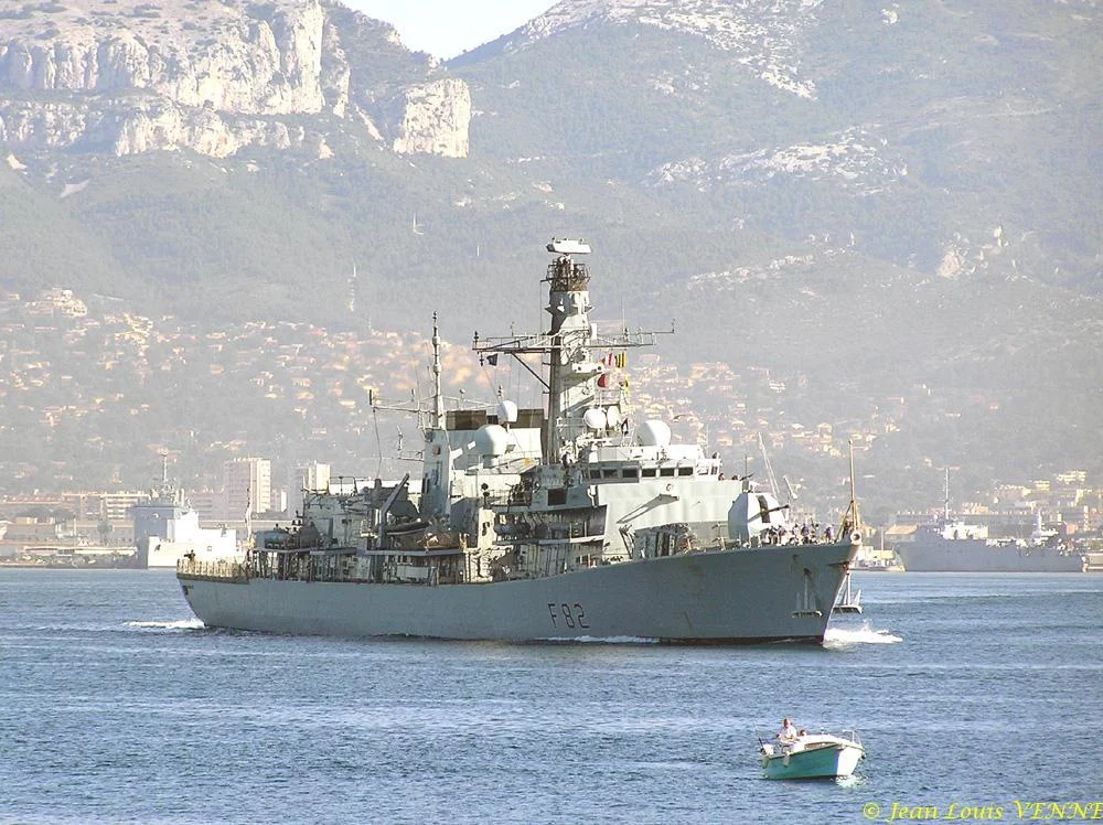 La Force de l’OTAN « SNMG2 » en escale à Toulon