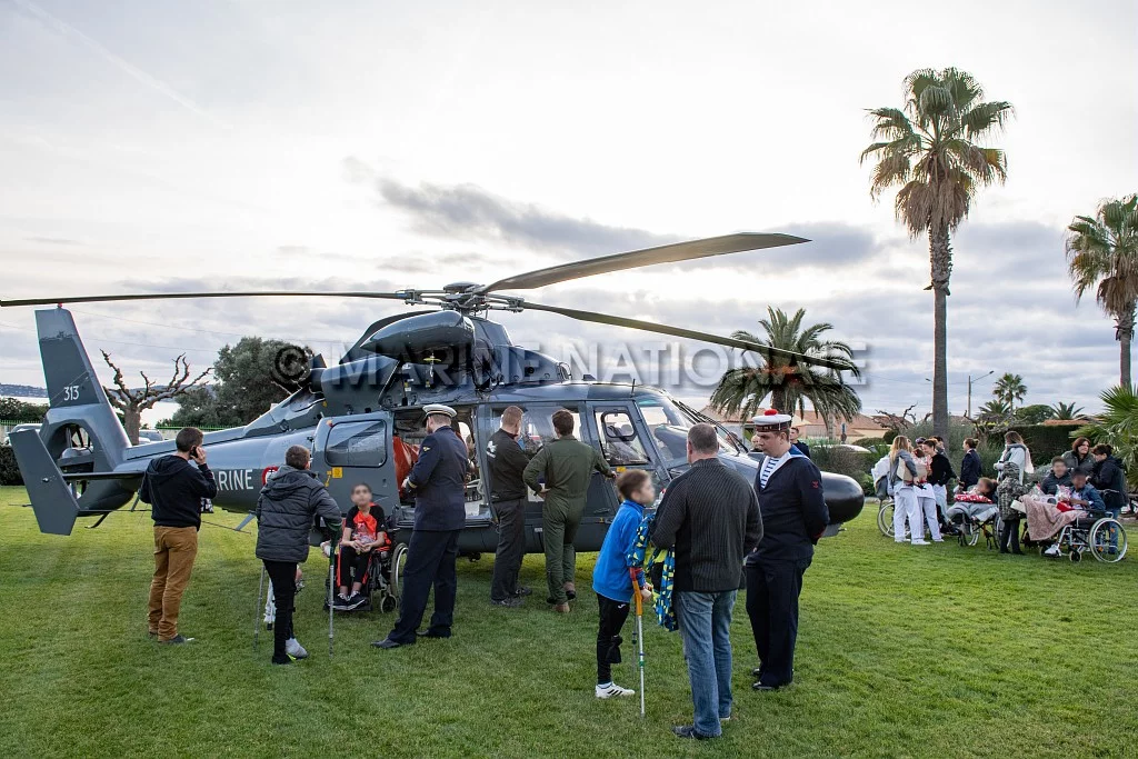 La Flotille 35F fête Noël avec les enfants hospitalisés de l'Hopital Pomponiana de Hyères