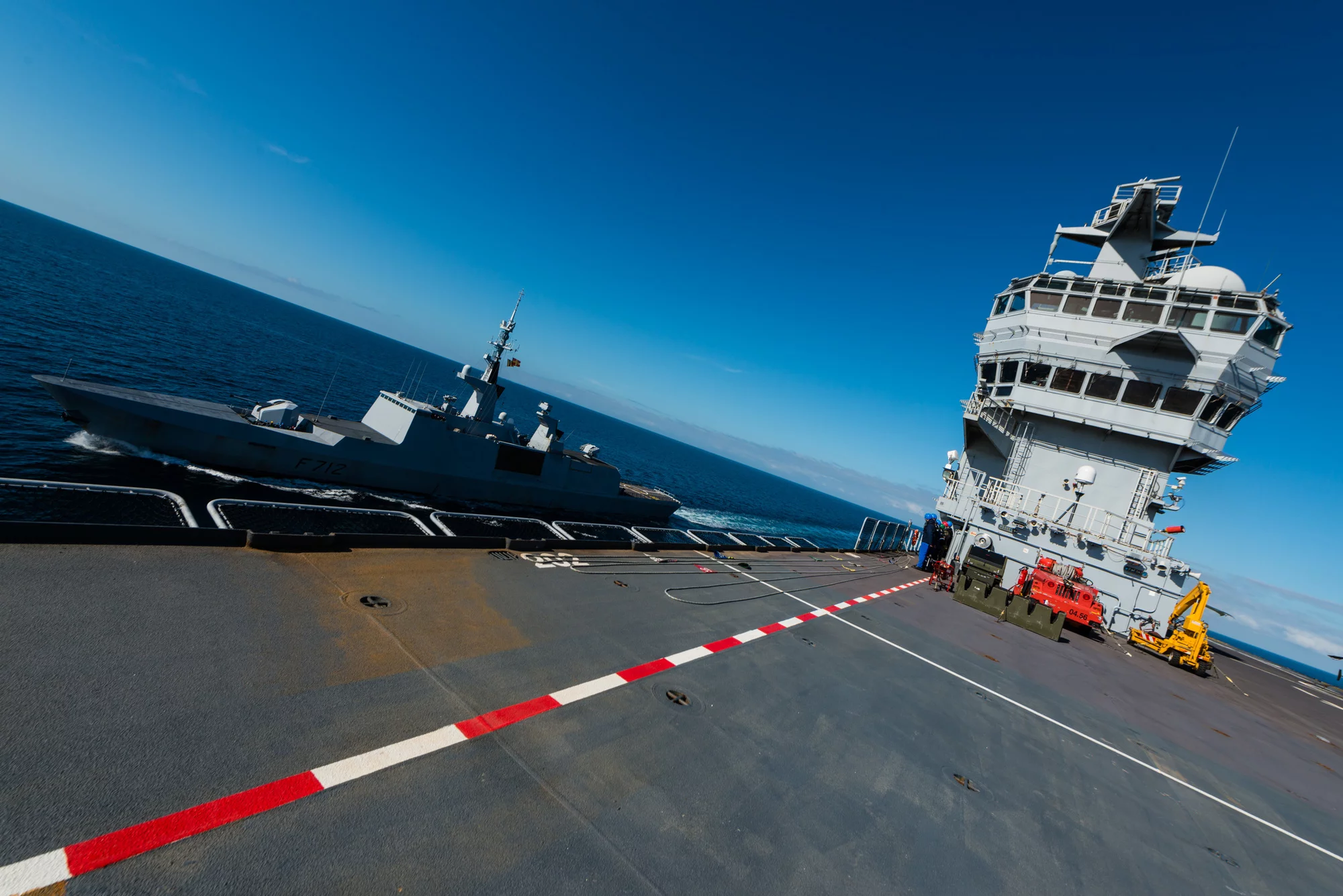 Présentation au ravitaillement à la mer pour le Courbet et le Mistral