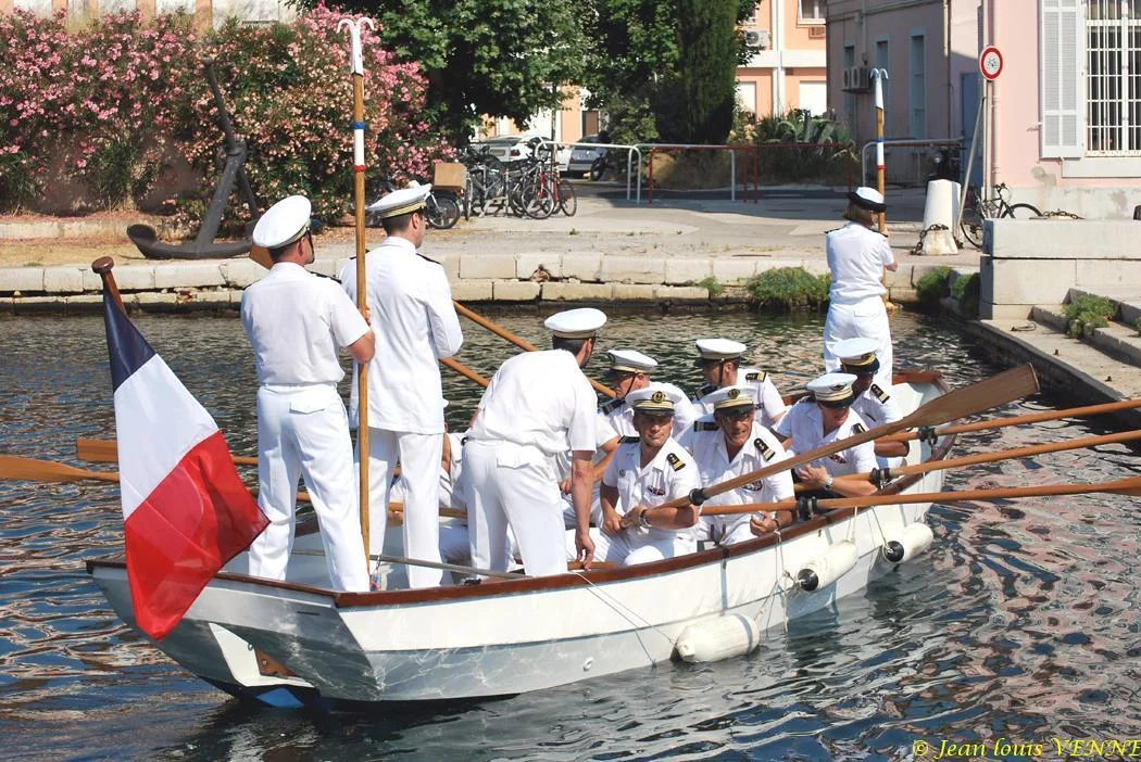 Le CV Boivin débarqué dans une baleinière