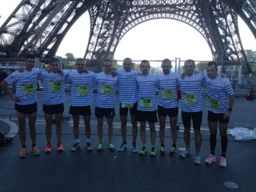 Les marins participant aux championnats de France militaires de course hors stade 2016