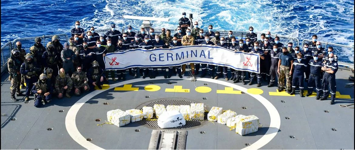 La frégate Germinal saisit 435 kg de cannabis
