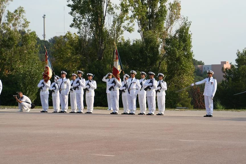 Présentation aux drapeaux au CIN St Mandrier