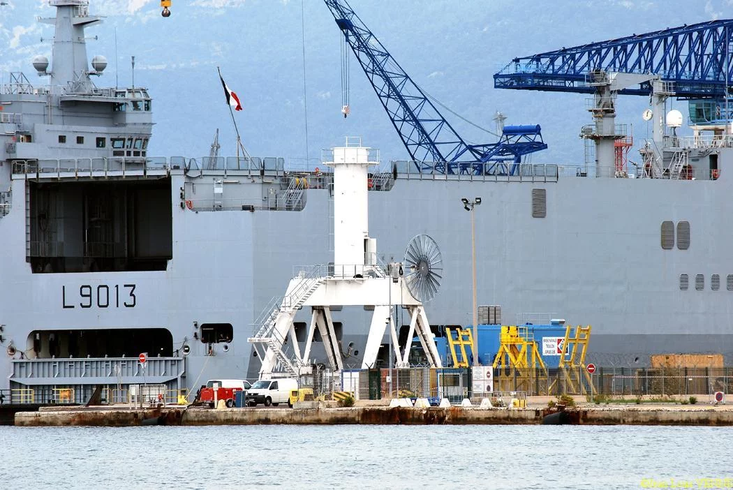 Les BPC Mistral et Tonnerre aux bassins Vauban