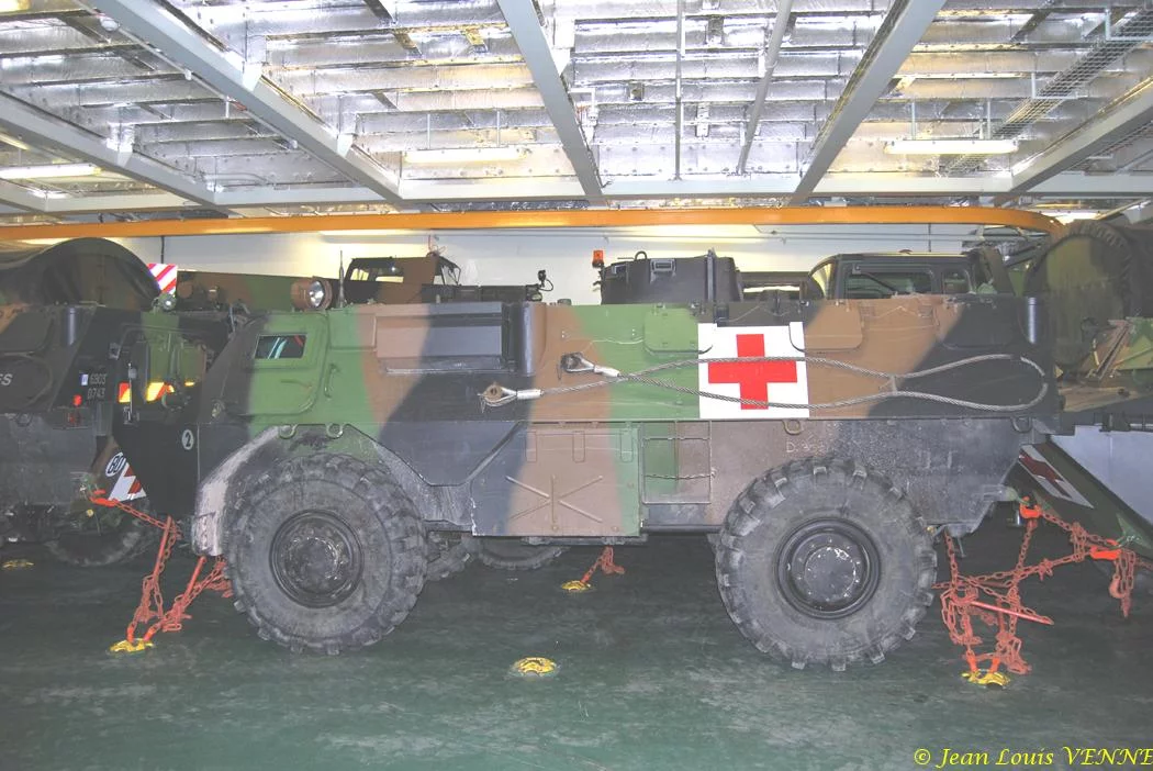 Dans les hangars du Mistral