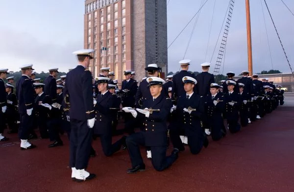Cérémonie de remise de sabre à l’Ecole Navale
