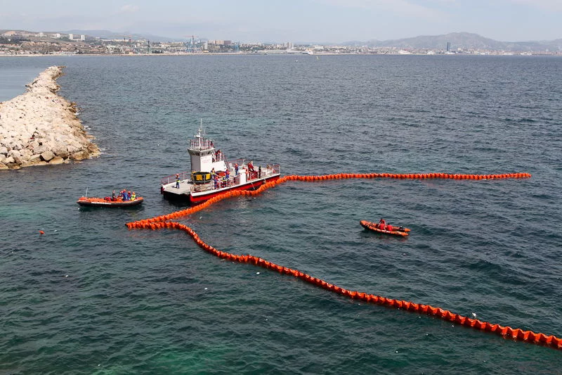 Exercice de dépollution à Marseille