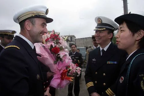 Accueil par les autorités Chinoises