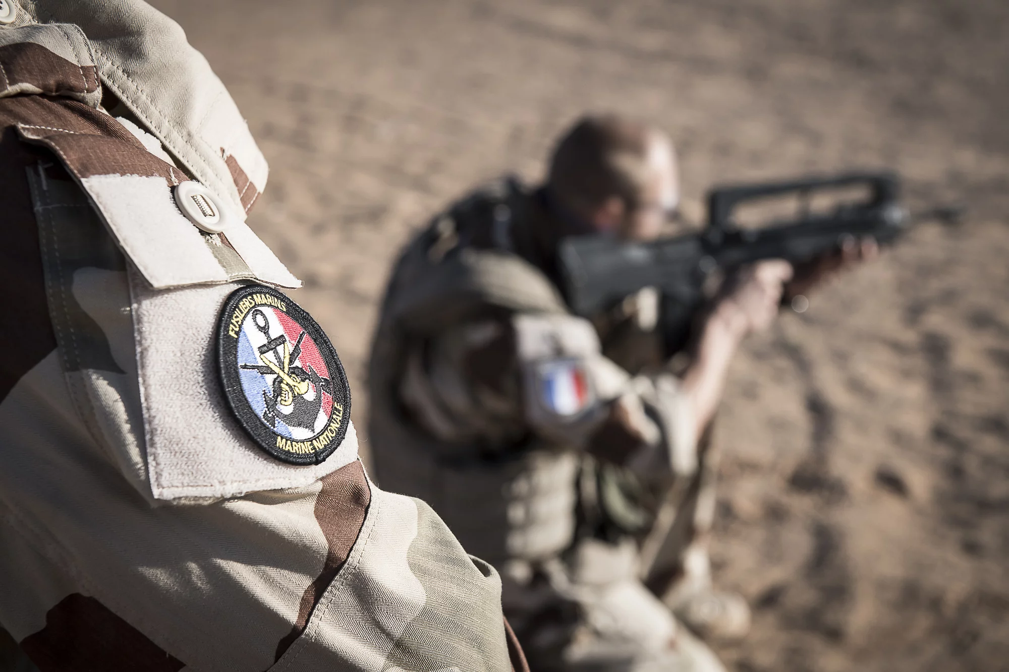 Des fusiliers marins sur la base aérienne projetée (BAP) au Levant