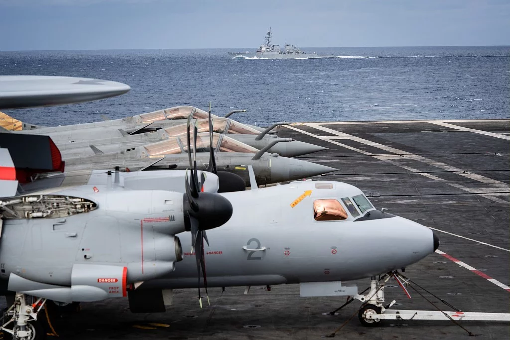 Le destroyer américain USS Ross