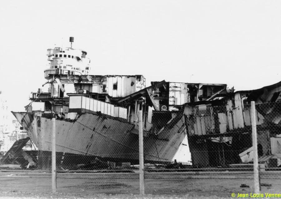 Démolition de l'Arromanches