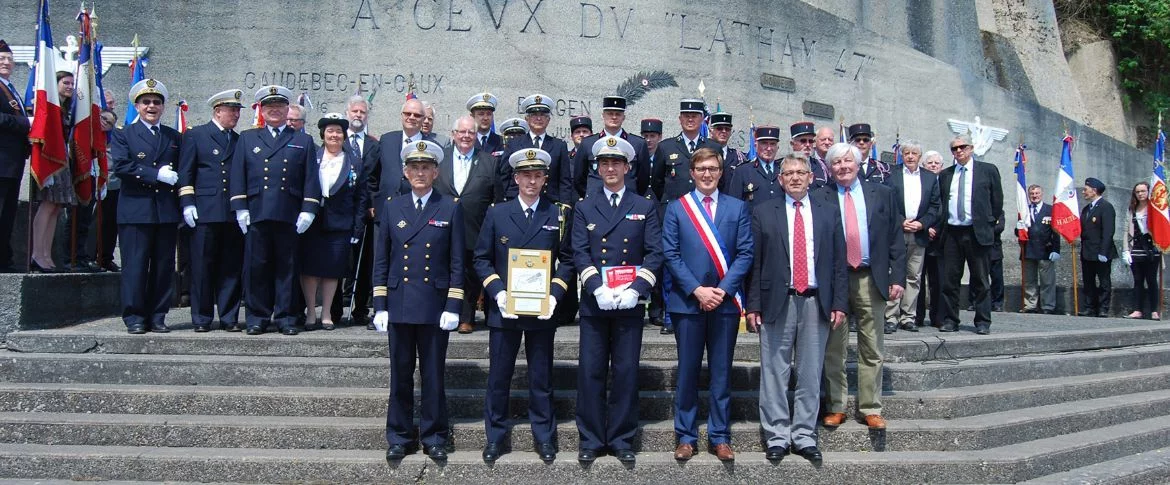 Remise du Trophée Guilbaud à la Flottille 25F