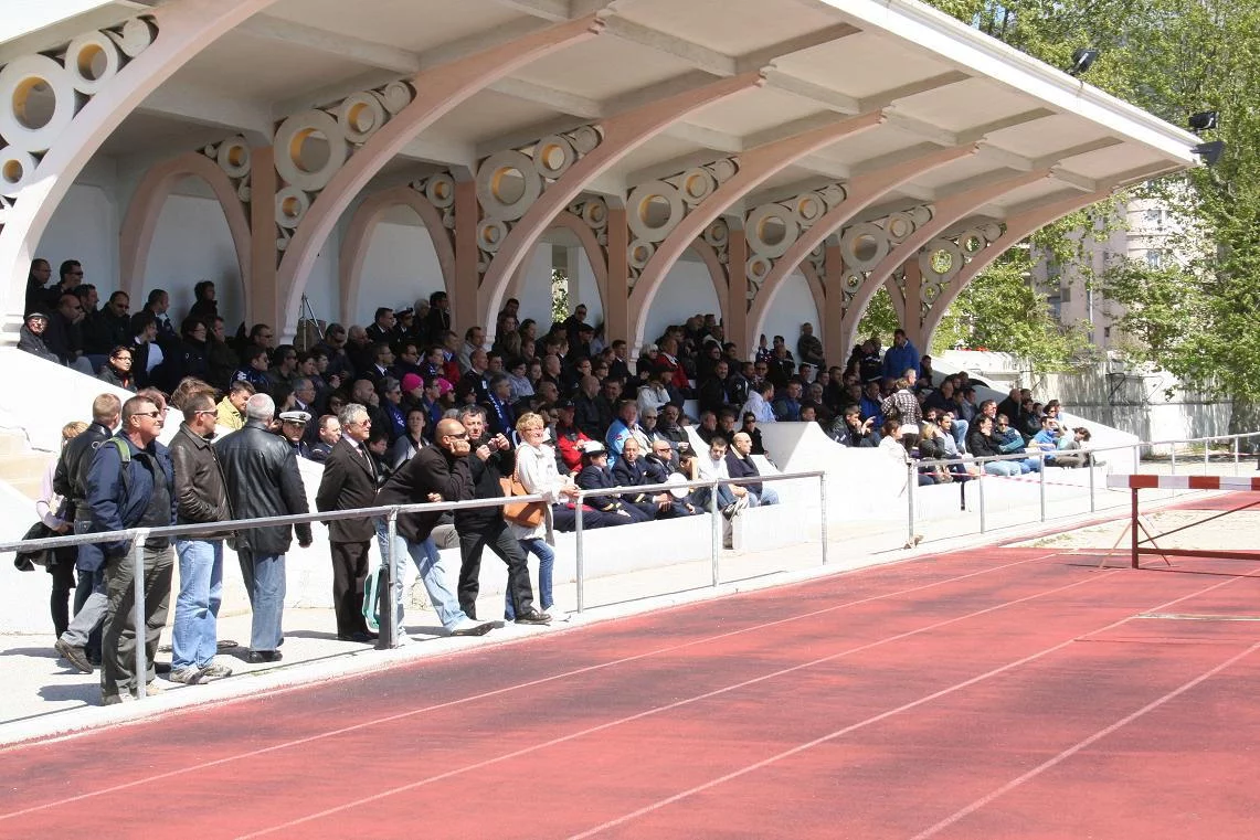 Le public a rempli la tribune du stade Jaureguiberry