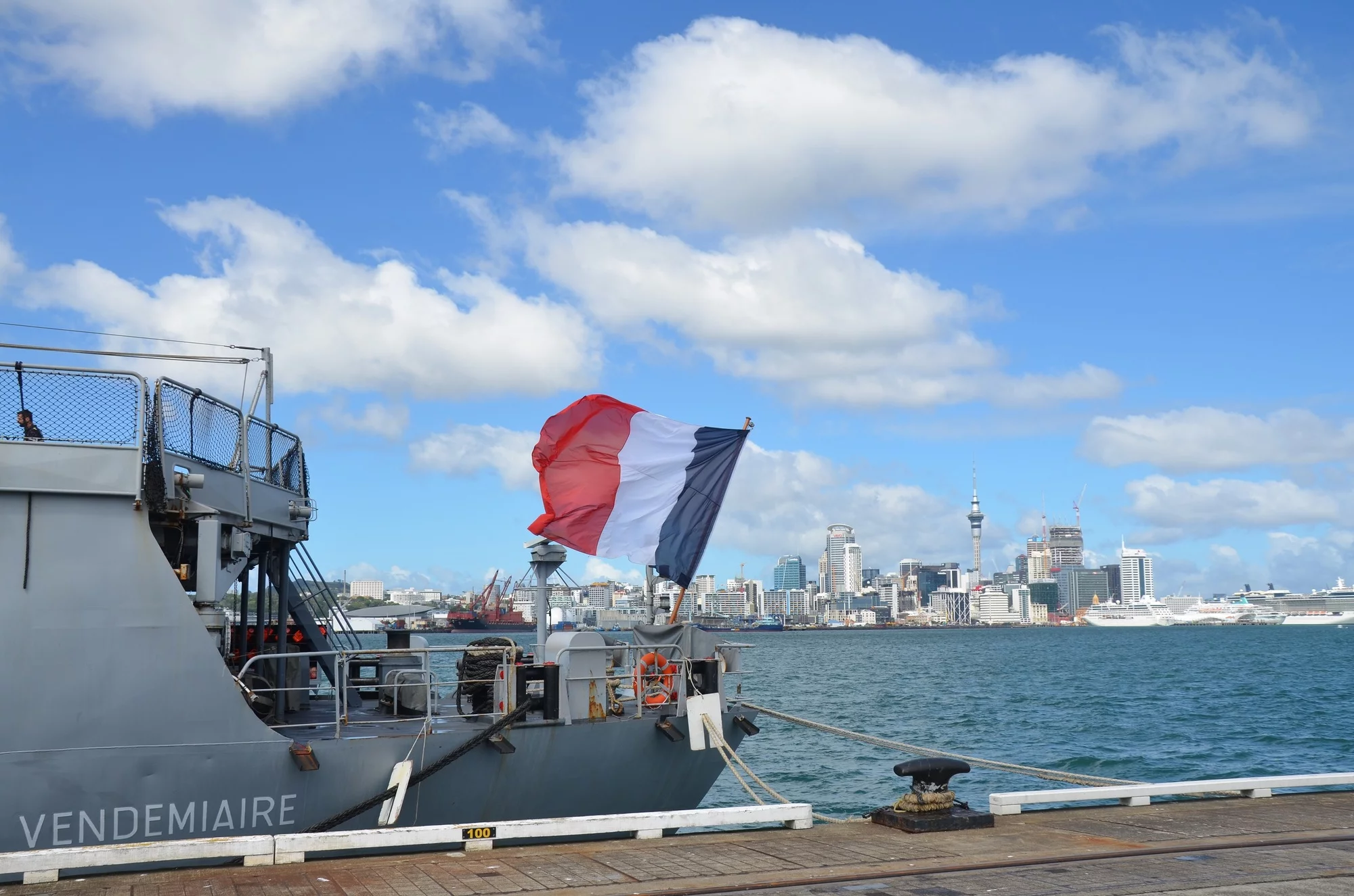 La frégate Vendémiaire à Auckland