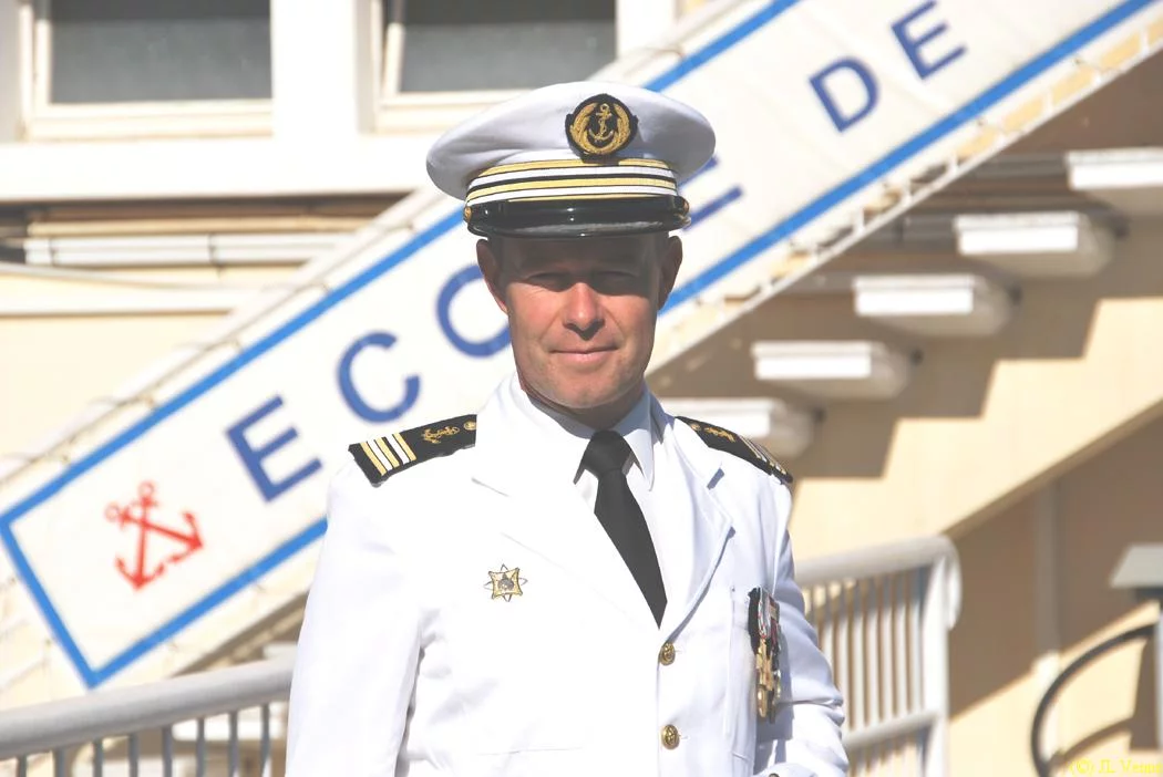 Le nouveau commandant, le CF Dalifard 