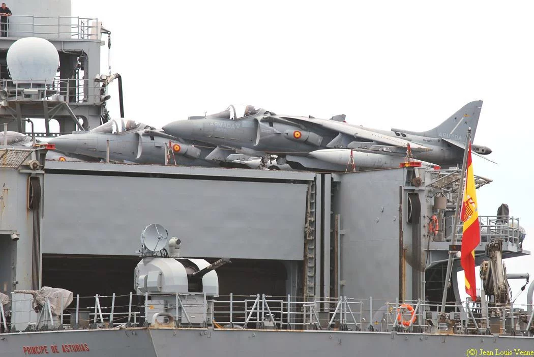 Le Principe de Asturias en rade de Hyères