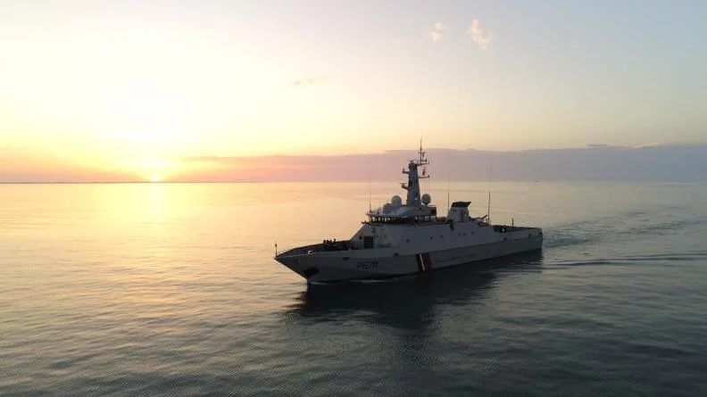 Le patrouilleur de service public Pluvier