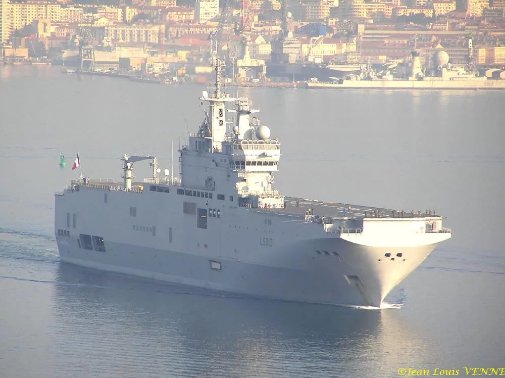 Appareillage du Mistral pour le Japon