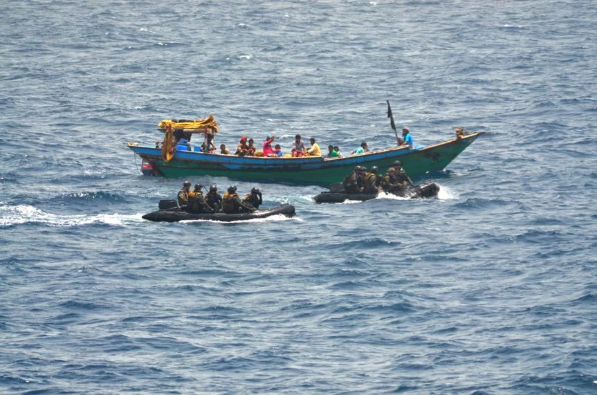 Opérations d’Approach and Assist en mer Rouge pour le Surcouf